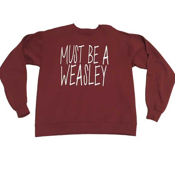 Hanes Sweaters - Hanes must be a Weasley Harry Potter sweatshirt Burgundy size M